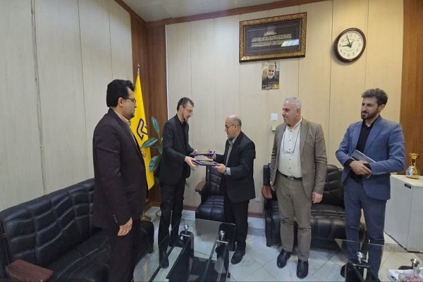 رونمایی از تمبر اختصاصی کمیته امداد مازندران در سالروز تاسیس کمیته امداد امام(ره) رونمایی از تمبر اختصاصی کمیته امداد مازندران در سالروز تاسیس کمیته امداد امام(ره)