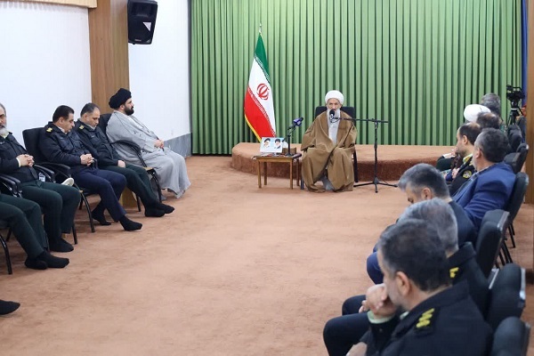 نیروی انتظامی با درایت، فرماندهی شایسته، اعتقادات راسخ و روحیۀ انقلابی، ایستاد و پیروز شد نیروی انتظامی با درایت، فرماندهی شایسته، اعتقادات راسخ و روحیۀ انقلابی، ایستاد و پیروز شد