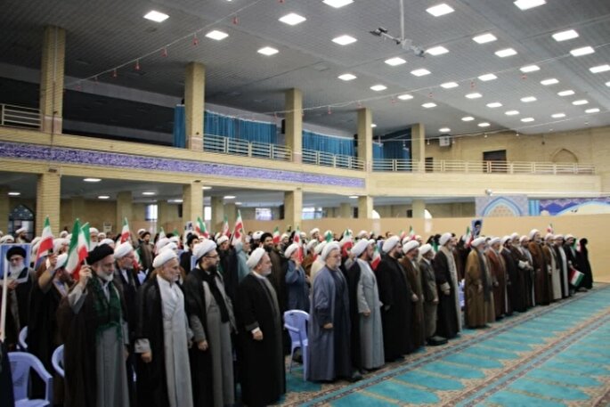 تجمع حوزویان ارومیه در محکومیت هتک حرمت به قرآن کریم و مقدسات دینی