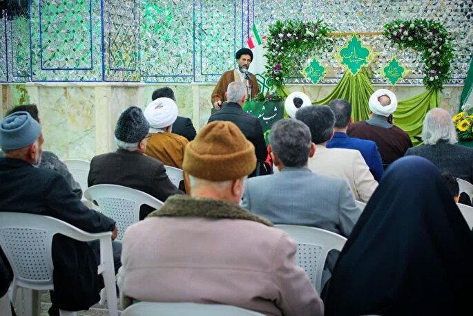 برگزاری محفل شب شعر «نماز» در اردکان + عکس