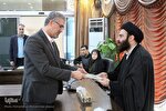 عکس | تقدیر از فعالان قرآنی دانشگاه علوم پزشکی جندی شاپور اهواز