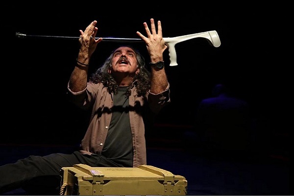 لطفا و حتما چهارشنبه 8 بهمن برگزار شود///// تئاتر یعنی بازتاب امید و امیدآفریی تعطیل بردار نیست + صوت