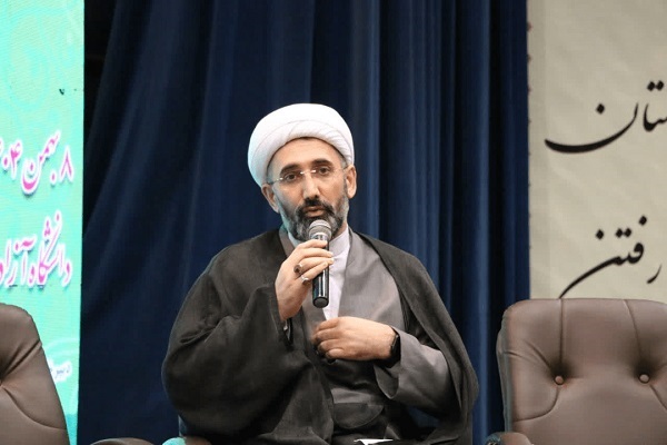 اختتامیه چهارمین جشنواره شعر علوی در مازندران اختتامیه چهارمین جشنواره شعر علوی در مازندران