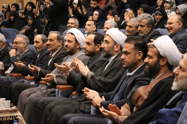 اختتامیه چهارمین جشنواره شعر علوی در مازندران اختتامیه چهارمین جشنواره شعر علوی در مازندران