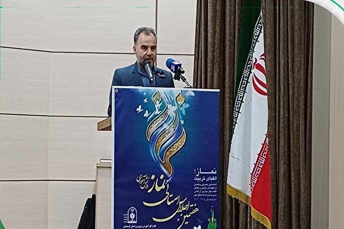 معلمان پرچمداران ترویج فرهنگ اقامه نماز هستند