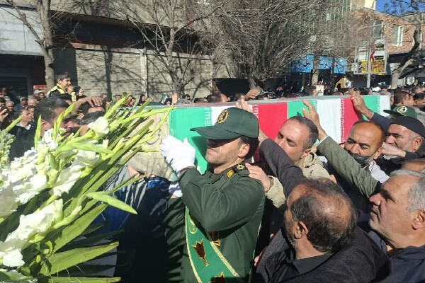 پیکر پاک چهار شهید سرافراز مدافع وطن در خرم‌آباد تشییع شد