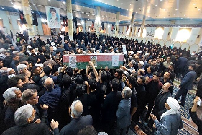 عکس| تشییع پیکر مطهر شهید «امیرمحمد کریمی» در زابل
