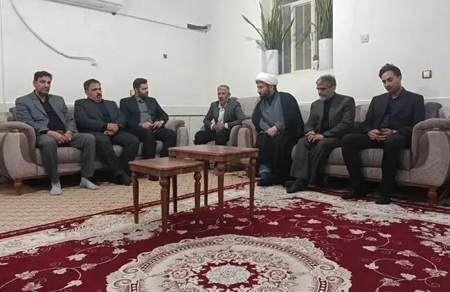دیدار با خانواده شهدا