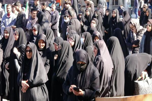تجمع دانشگاهیان اراک در خونخواهی رهبر شهید انقلاب تجمع دانشگاهیان اراک در خونخواهی رهبر شهید انقلاب
