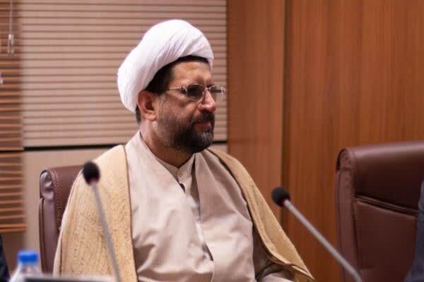 حجت‌الاسلام روح‌الدین دریکوند، مسئول ستاد اعتکاف لرستان