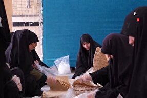 پخت و توزیع بیش از ۴۰ هزار قرص نان از سوی دانشجویان همدانی + فیلم