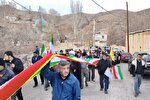 راهپیمایی بزرگداشت رهبر شهید امت در روستای قرآنی «سار»