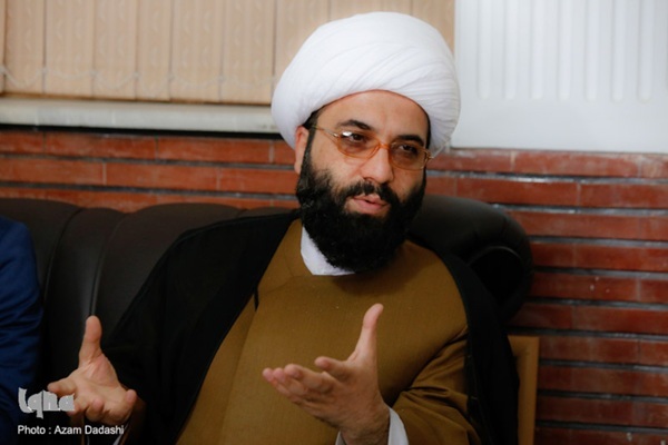 حجت‌الاسلام‌والمسلمین روح‌الله فاطمی‌نسب، کارشناس دینی