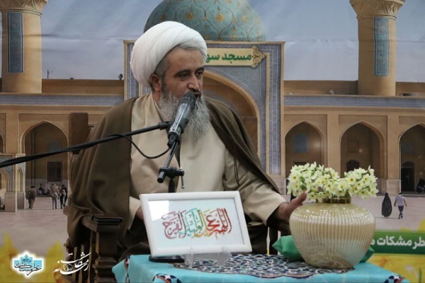 حجت‌الاسلام والمسلمین طالبی یکی از کارشناسان مذهبی و مهدویت همدان