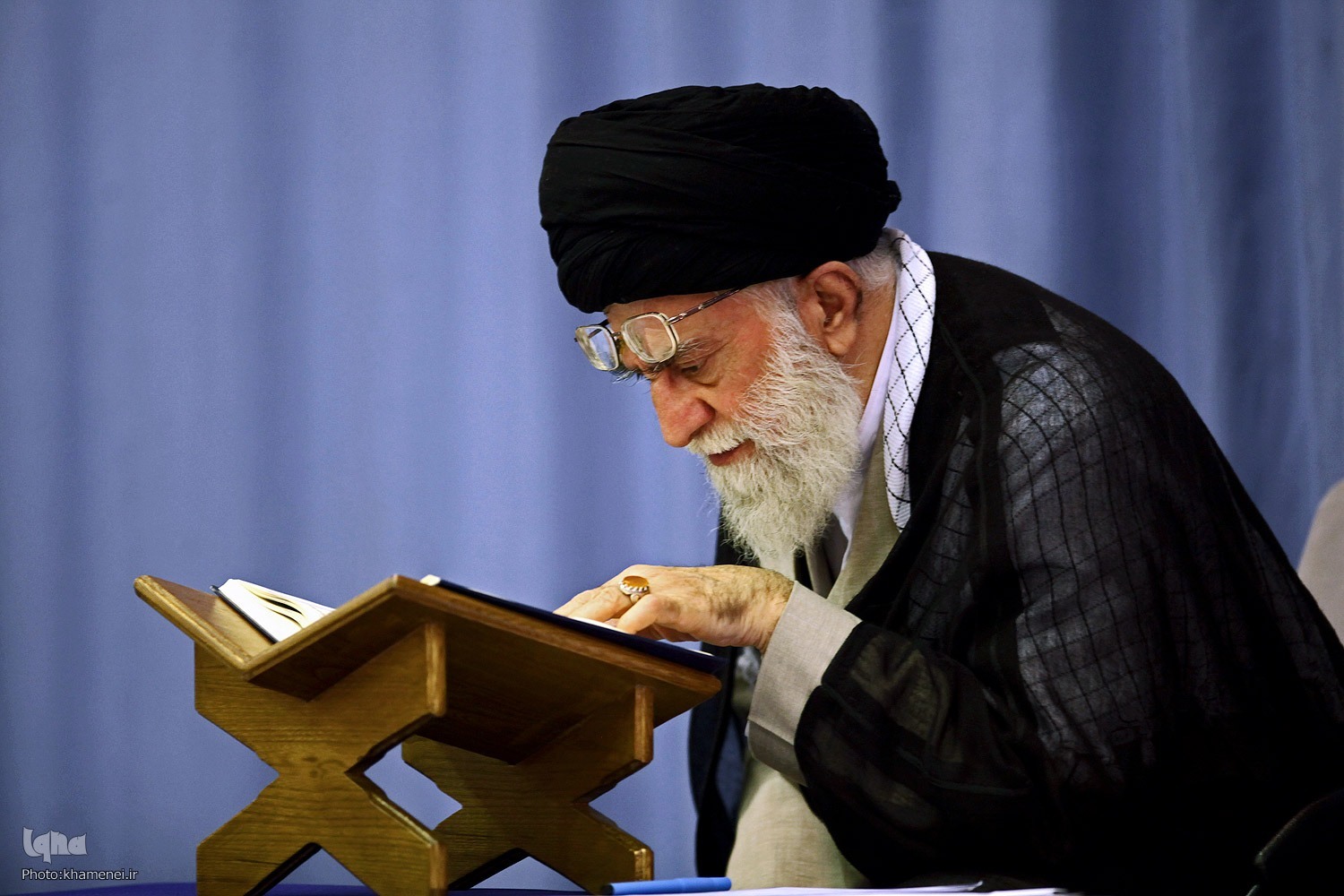 پیشرفت در سایه‌سار کرامت زنانه