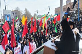 فیلم | خروش بانوان ارومیه در تجدید میثاق با رهبر شهید
