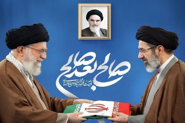 انتخاب سیدمجتبی خامنه‌ای به عنوان رهبر