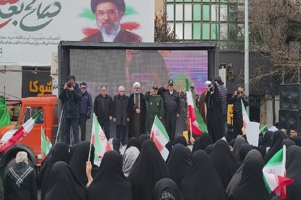 اجتماع مردم بجنورد در حمایت از رهبر جدید انقلاب