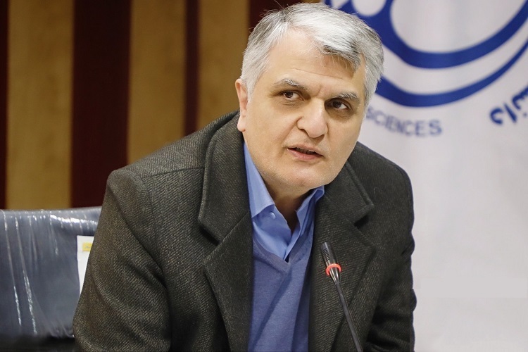 امین نیاکان، معاون درمان دانشگاه علوم پزشکی و خدمات بهداشتی درمانی شیراز