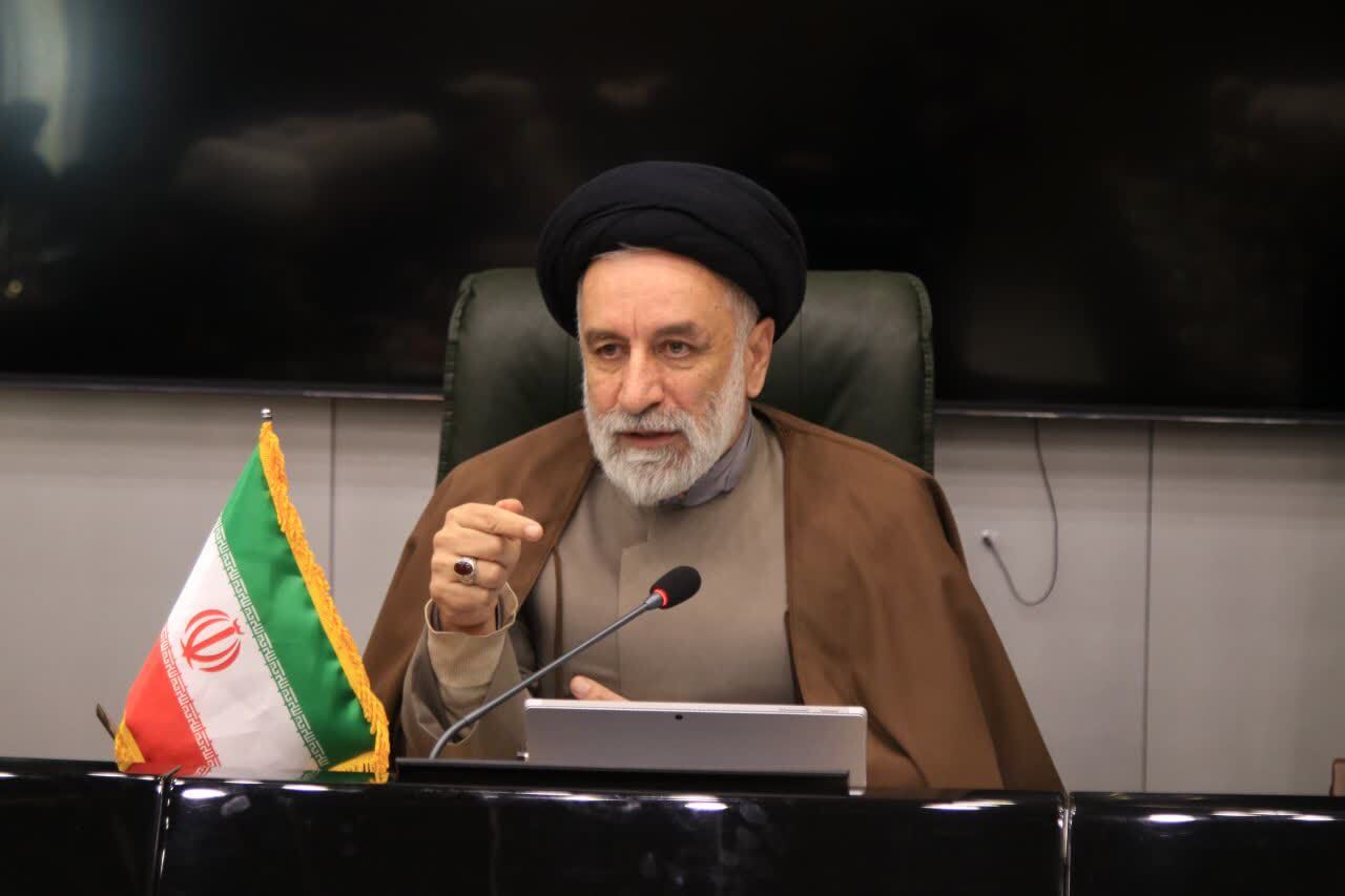 بیعت با سومین رهبر انقلاب اسلامی بیعت دوباره با امام زمان(عج)؛ سران کودک‌خوار آمریکا خواب تسلط بر ایران اسلامی را به گور ببرند