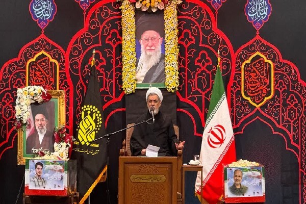اولین مسئله حاکمیت امام علی، عدالت بود