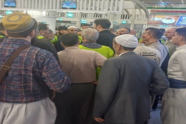 وقفه ایجاد شده در اعزام عمره موقتی بود؛ زائران در عربستان هستند