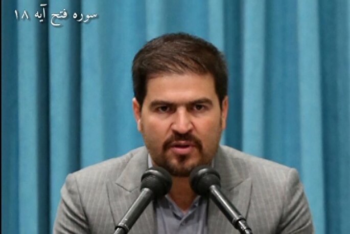 تلاوت آیه 18 سوره مبارکه فتح از سوی احسان بیات