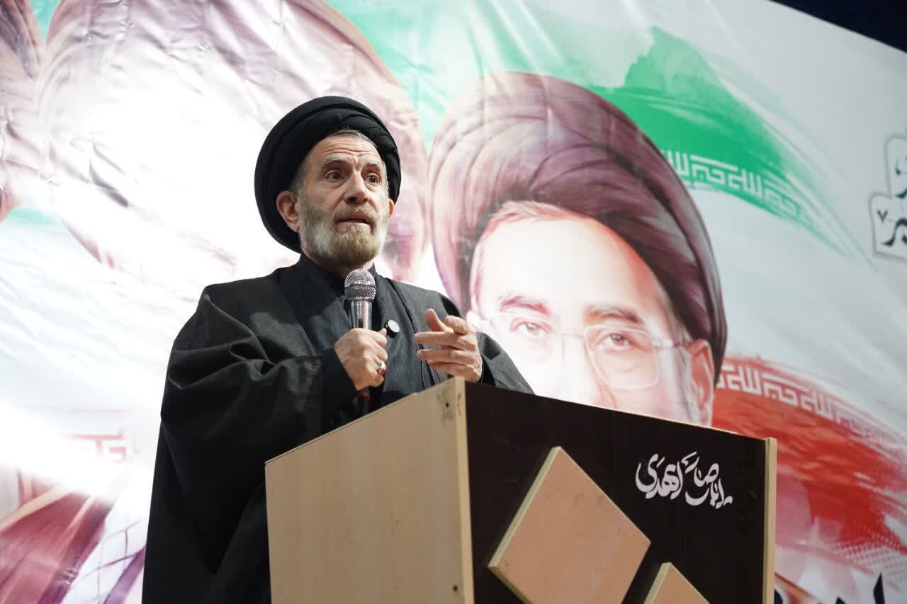 حجت‌الاسلام والمسلمین سیداحمدرضا نماینده ولی فقیه در لرستان