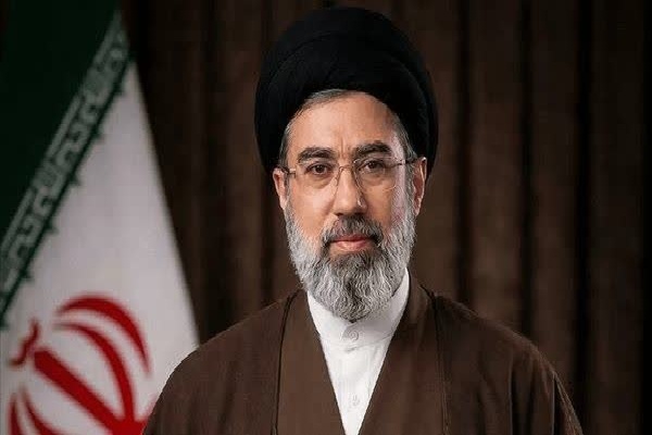 آیت الله سید مجتبی خامنه‌ای (مد ظله العالی)