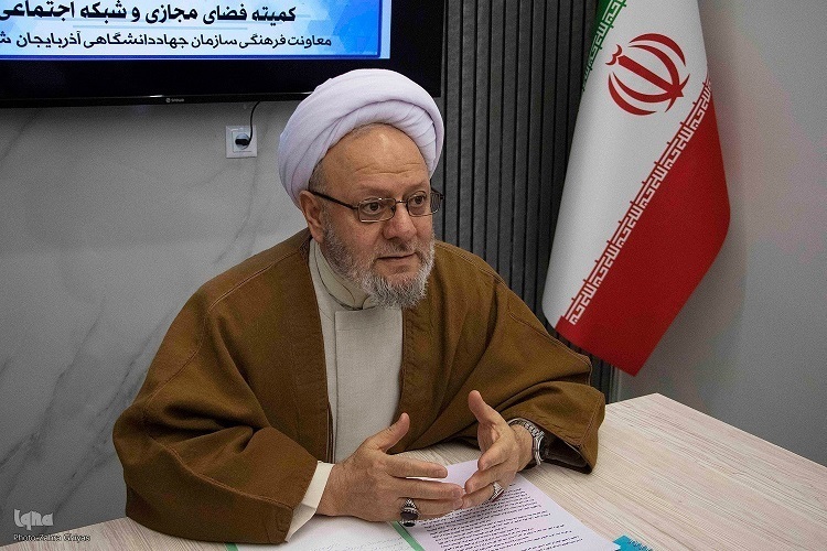 حجت الاسلام اسکندری، رئیس شورای هماهنگی تبلیغات اسلامی آذربایجان شرقی
