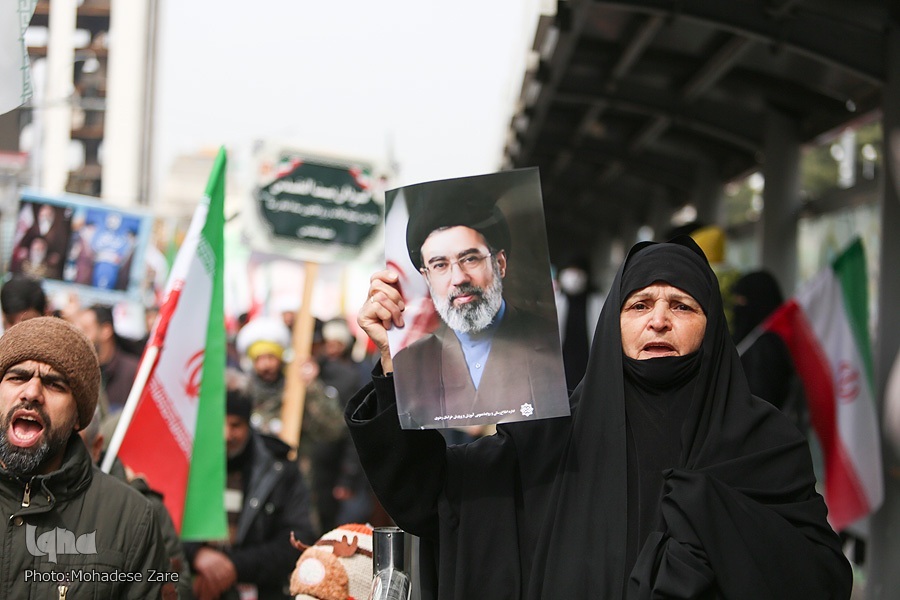 رهبر شهید ایران
