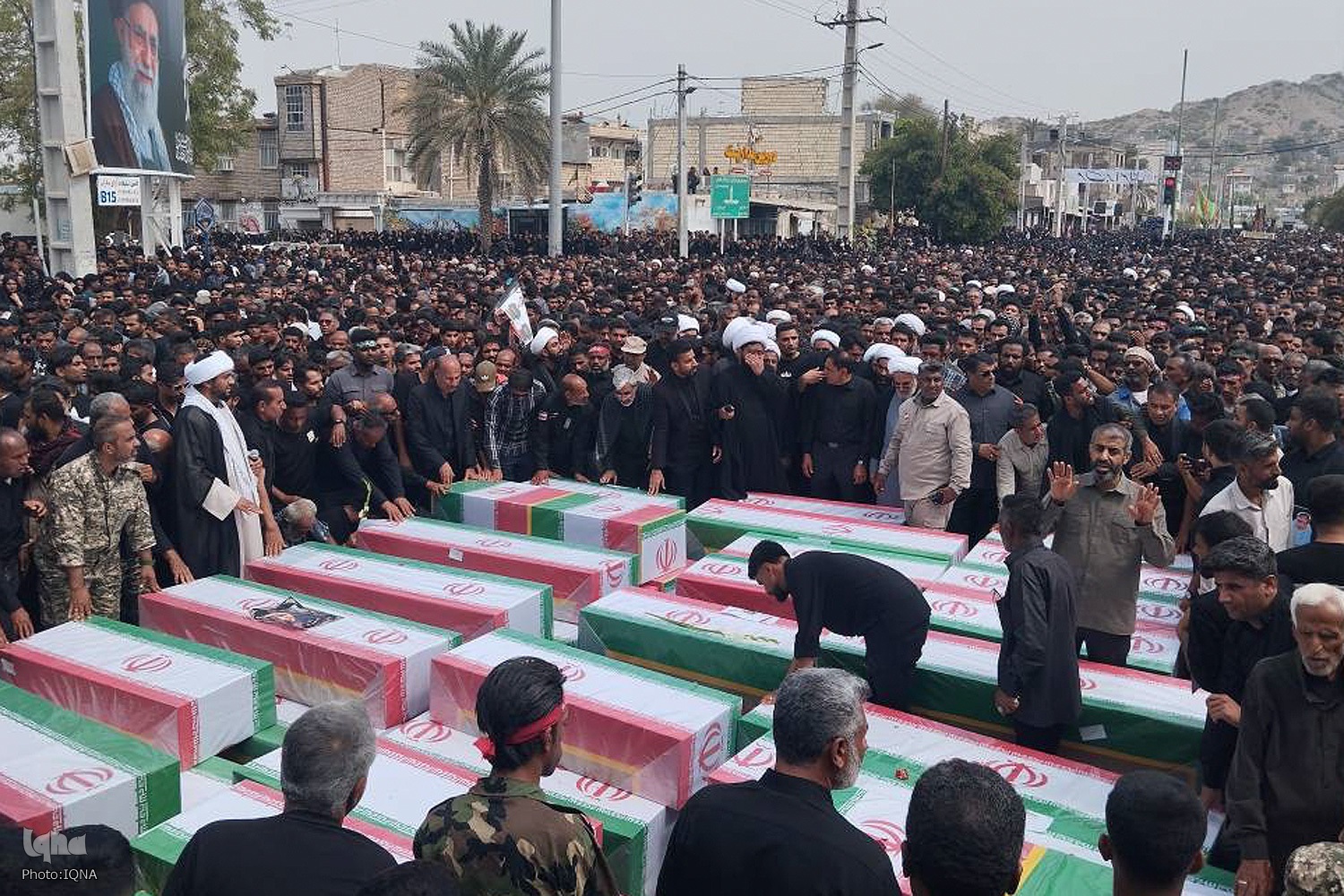 شهادت دو بانوی باردار و 200 کودک و نوجوان