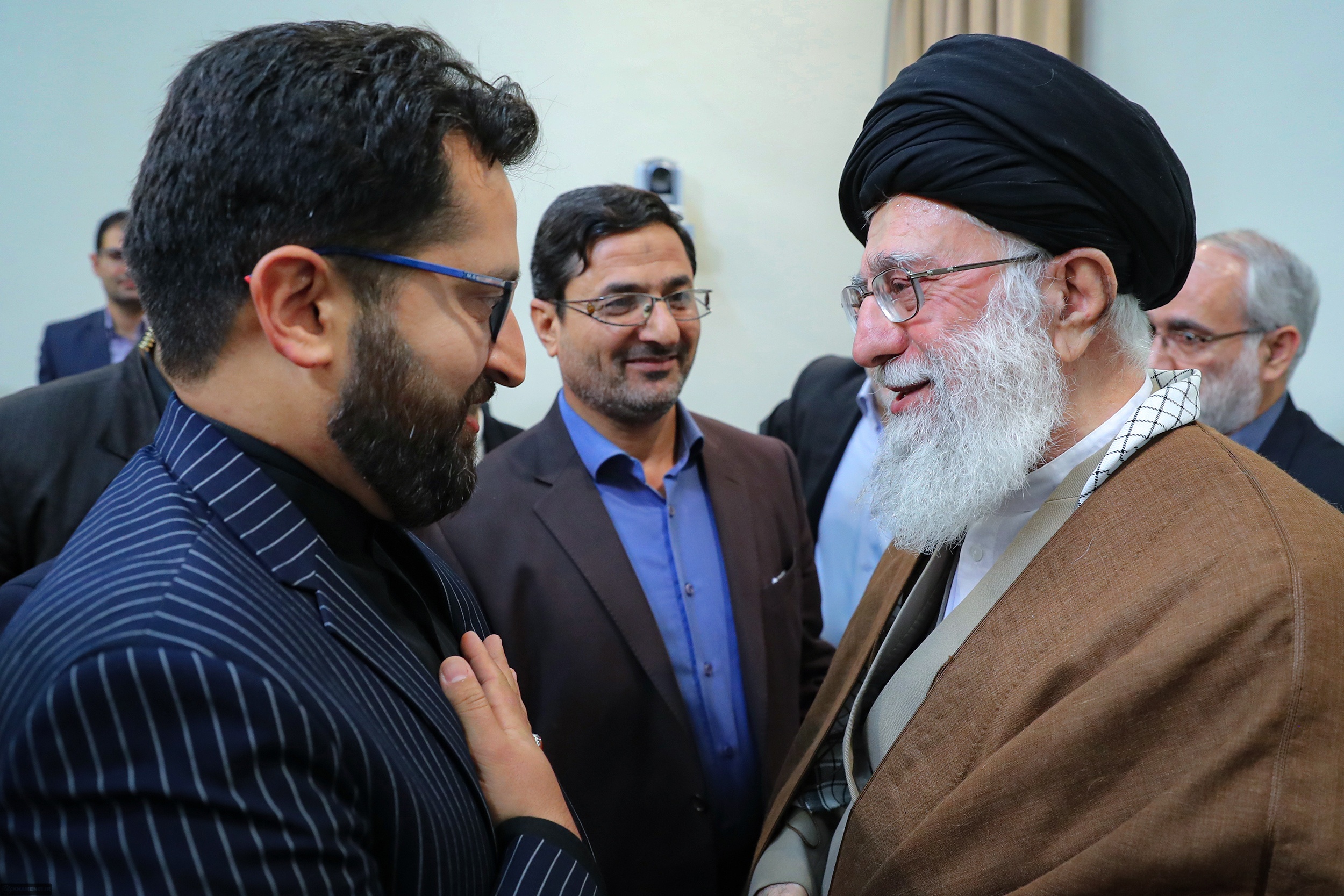 علم یک امر مقدس است