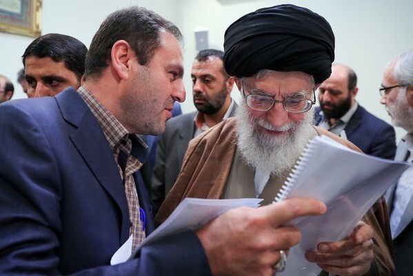 علم یک امر مقدس است