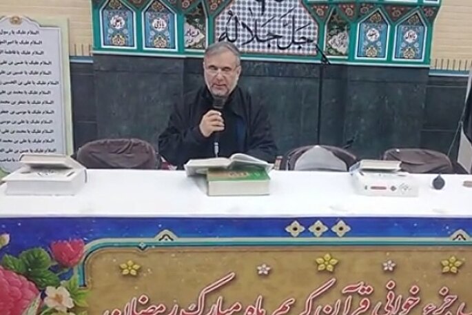 تلاوت آیه ۱۸ سوره مبارکه فتح از سوی قاری ممتاز همدانی