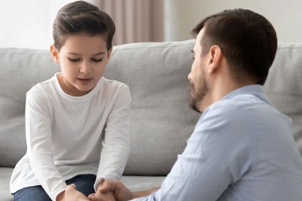 والدین، پناهگاه نوجوانان در شرایط آشوب