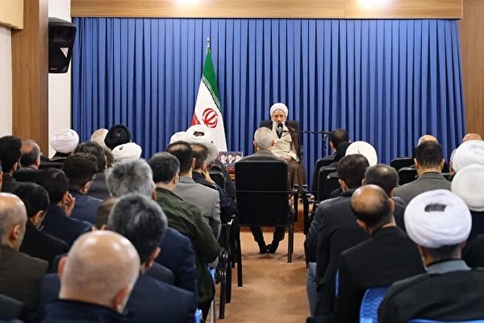 بیعت جامعه دانشگاهیان مازندران با رهبر معظم انقلاب اسلامی در دفتر نماینده ولی فقیه