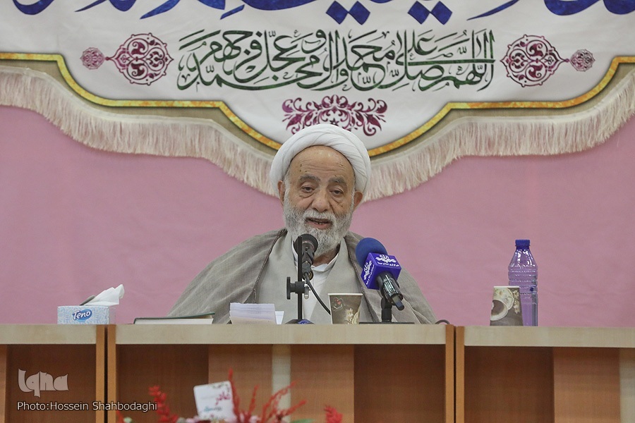 حجت السلام محسن قرائتی صاحب تفسیر قرآنی نور