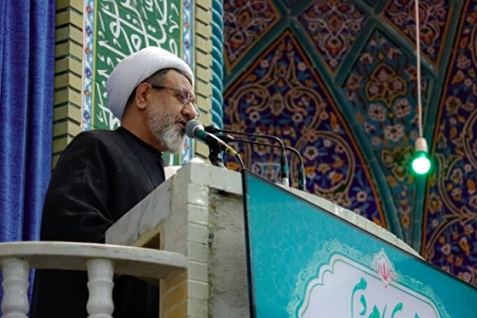تأکید امام جمعه کرمان بر صبر و استقامت در شرایط حساس کشور
