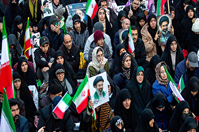 فیلم | تبریزی‌ها با سفره‌های افطاری به استقبال سال جدید رفتند