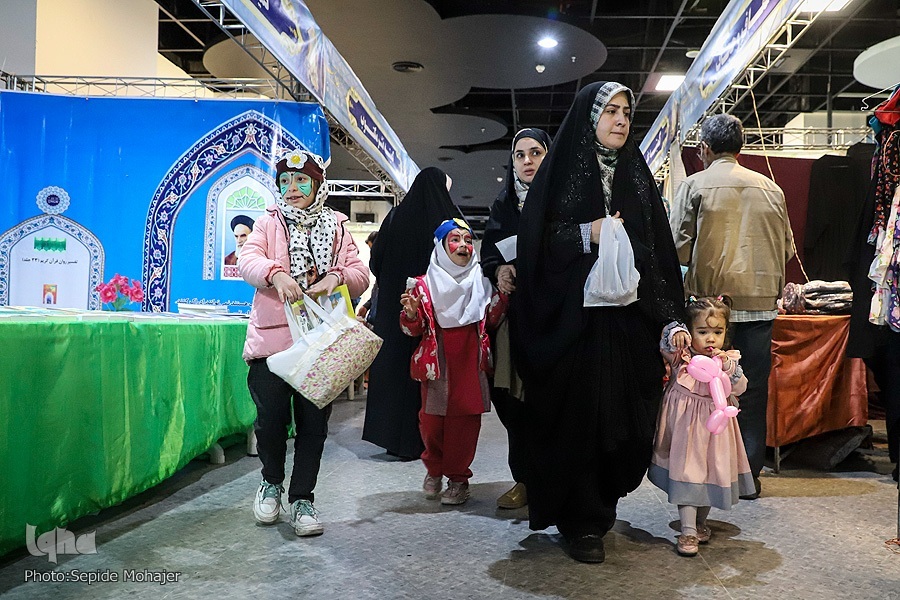 «ایران در پناه قرآن»؛ روایت بازدیدکنندگان از نوزدهمین نمایشگاه قرآن در مشهد