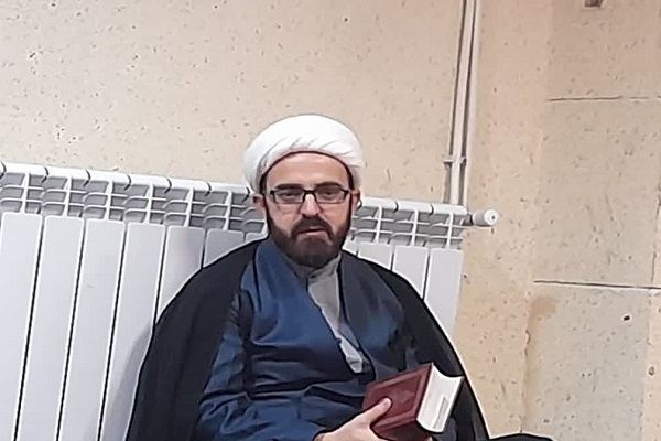 حجت‌الاسلام والمسلمین ناصر اسماعیلی کارشناس مذهبی