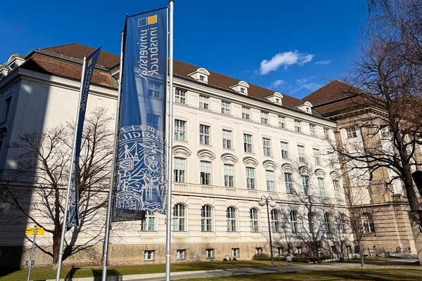 بررسی راه‌های توسعه مطالعات اسلامی در دانشگاه‌های اتریش