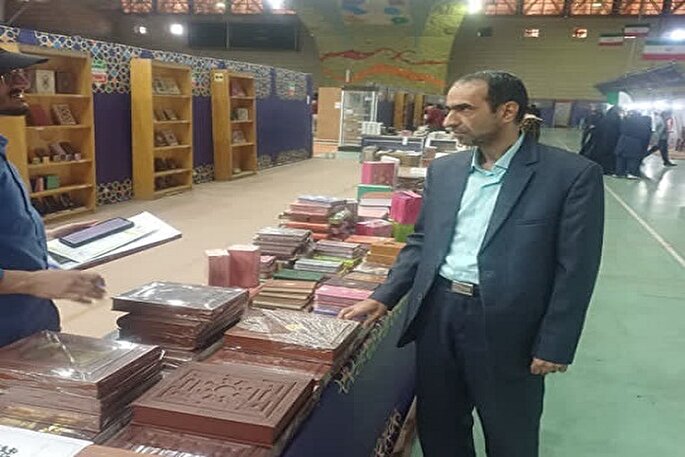 ارائه ۷۰۰ مدل کتاب‌های قرآنی و دینی در نمایشگاه کتاب و قرآن و عترت استان سمنان