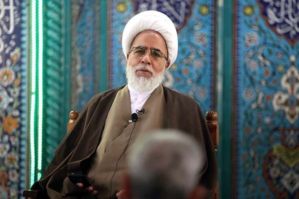 حجت‌الاسلام حبیب‌الله غفوری، نماینده ولی‌ فقیه در استان و امام جمعه کرمانشاه