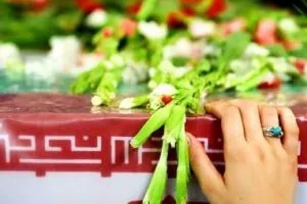 مادر شهيدان