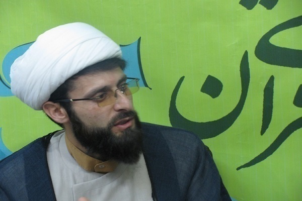 حجت‌الاسلام والمسلمین هادی عیوضی، مدرس علوم قرآنی در همدان