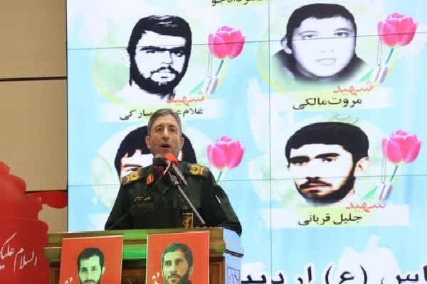 حفظ اقتدار کشور با پیروی از راه و سیره شهدا ممکن است