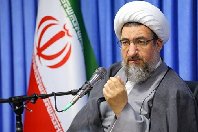 راستگویی و ادای امانت از مهم‌ترین معیارهای معلمی است