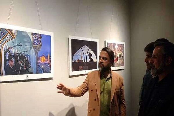 نمایشگاه «عکس قاب‌های بهشتی»  در سمنان گشایش یافت